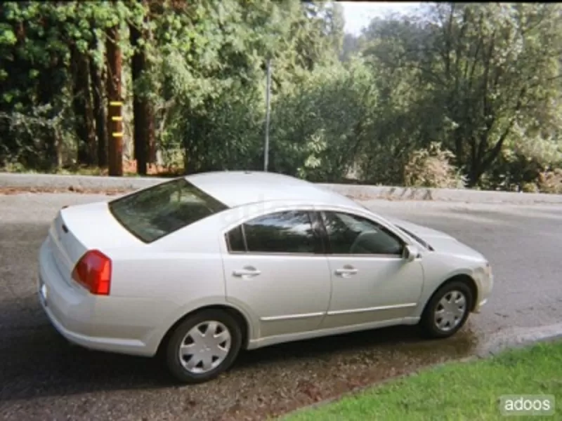 Белый автомобиль Mitsubishi Galant 2007 на свадьбу 4