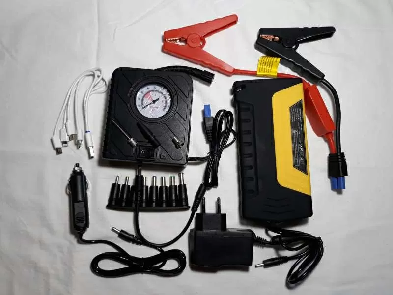 Качественное пусковое устройство Jump Starter,  повербанк для авто 2